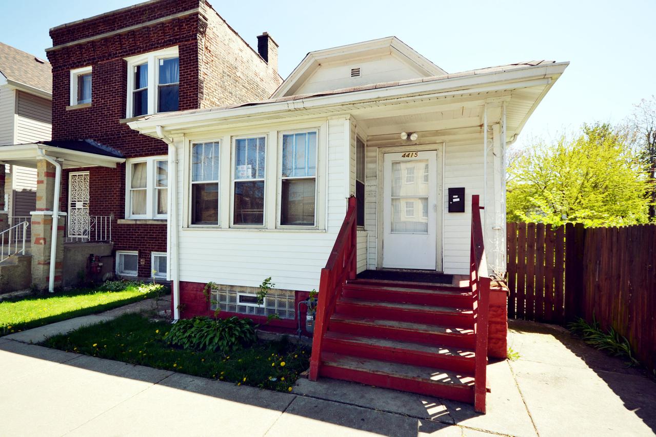 4415 W Fulton St., Chicago, IL 60624
