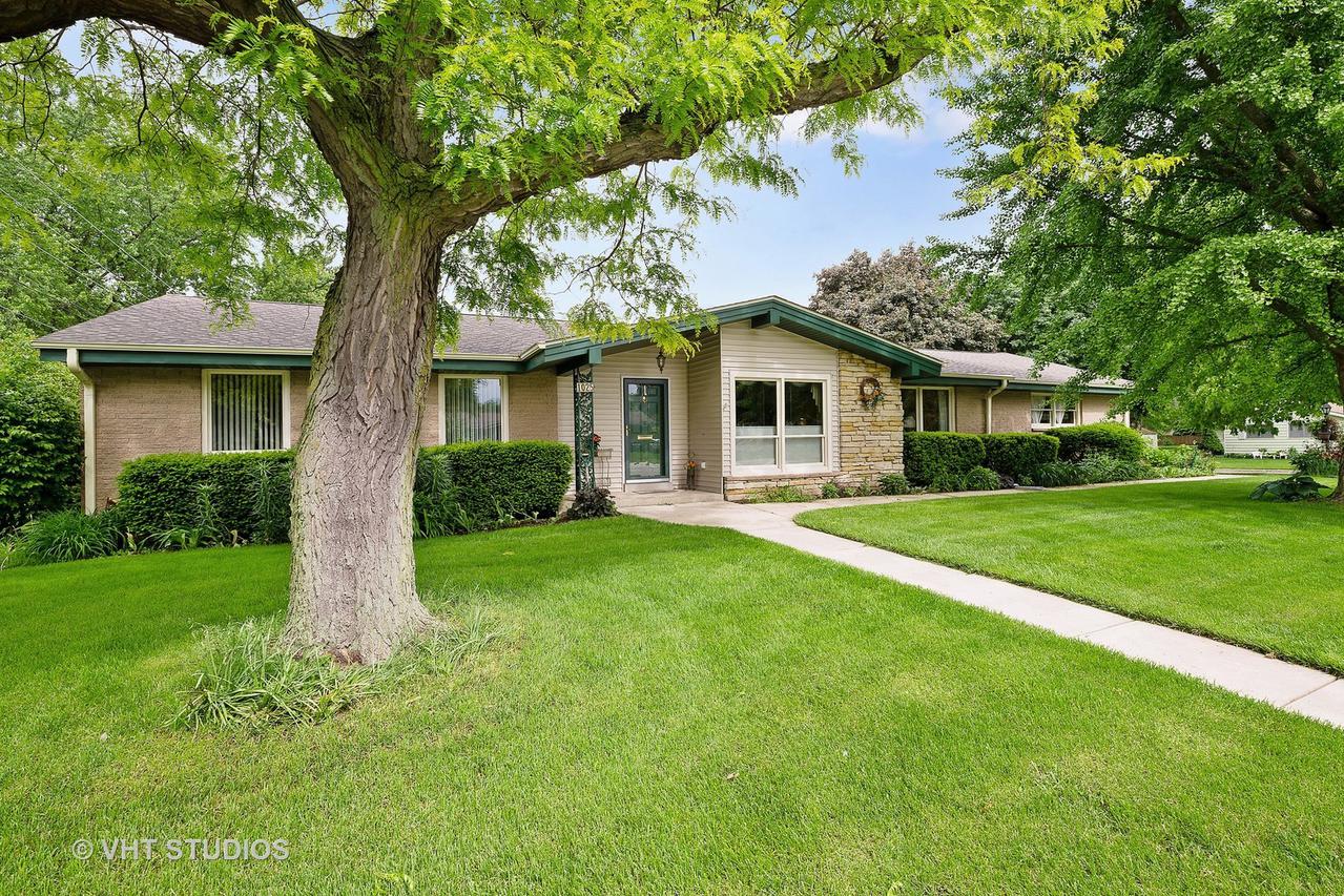 1025 S First St., Dekalb, IL 60115