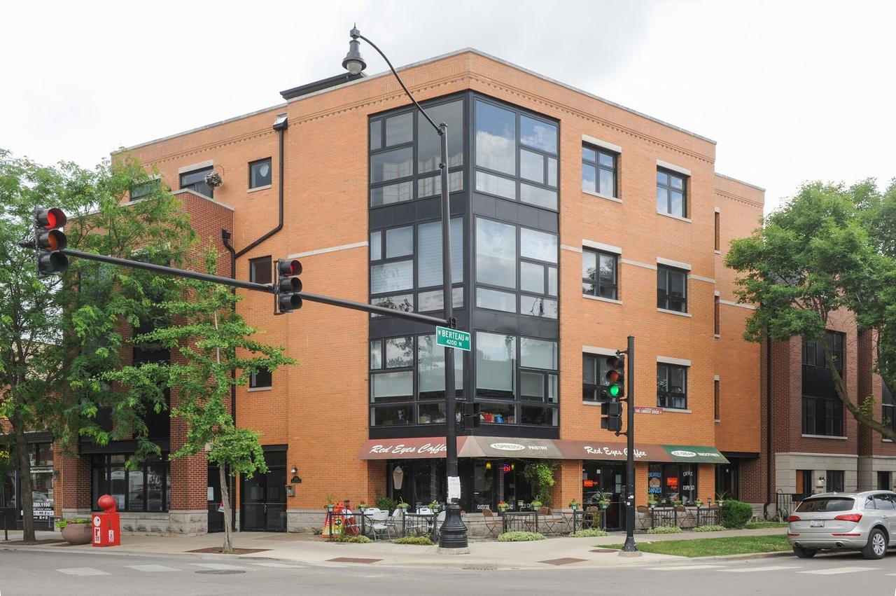 4164 N Lincoln Ave. #3S, Chicago, IL 60618