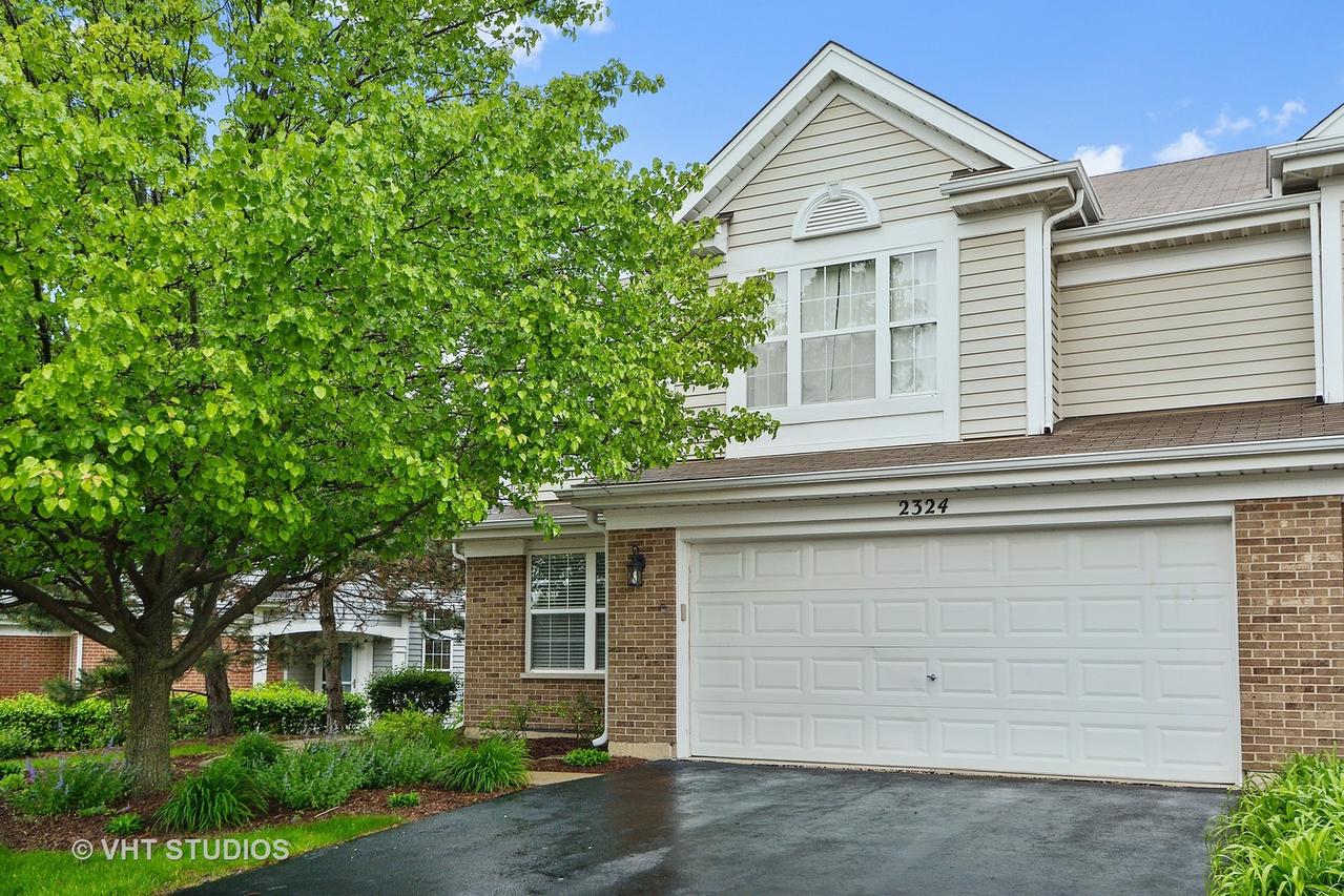 2324 Foxmoor Ln., Aurora, IL 60502