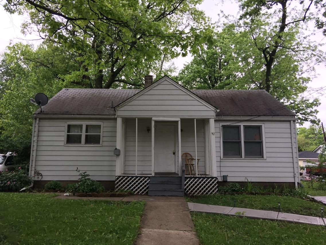 32 N Webster St., Aurora, IL 60505
