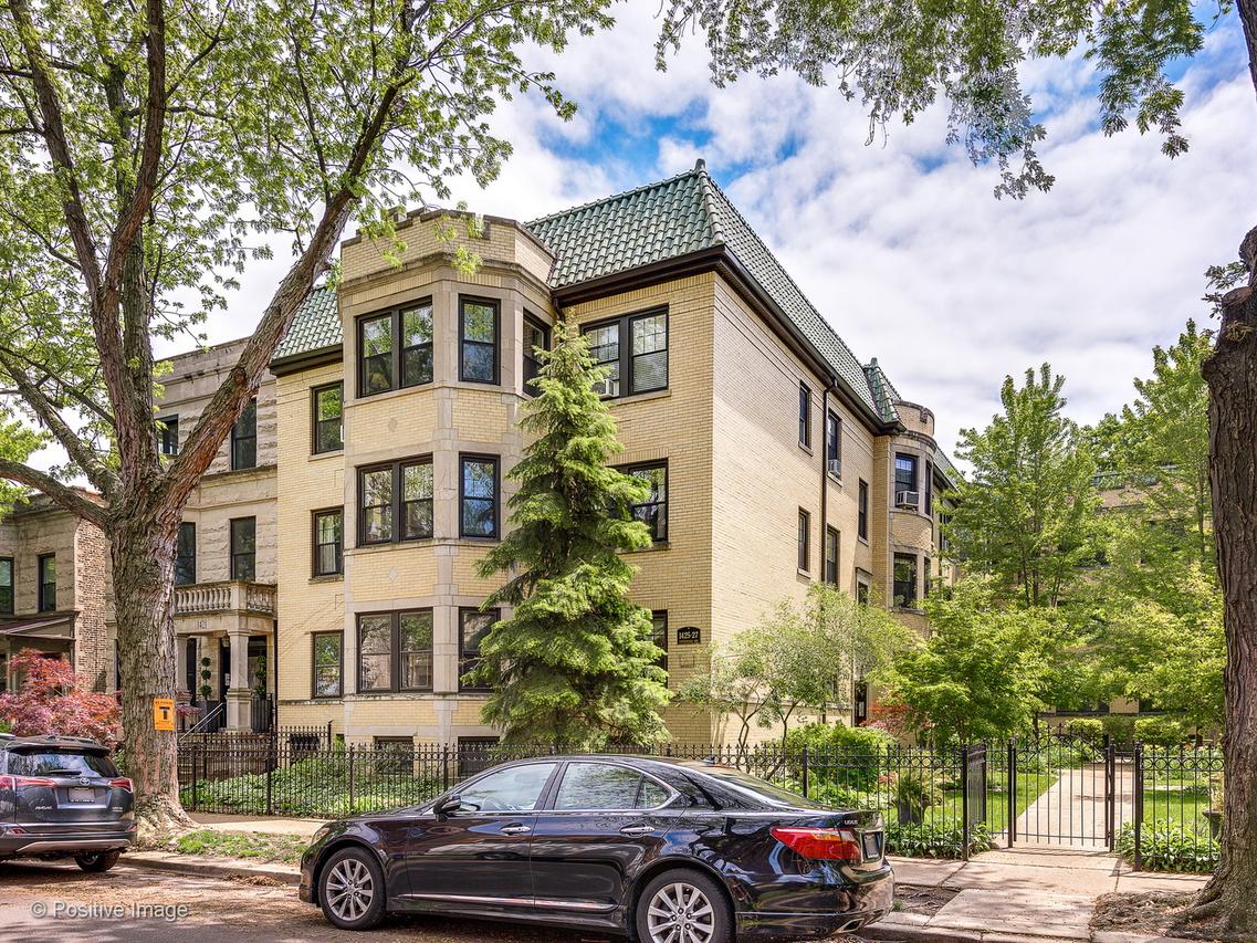 1427 W Summerdale Ave. #2B, Chicago, IL 60640