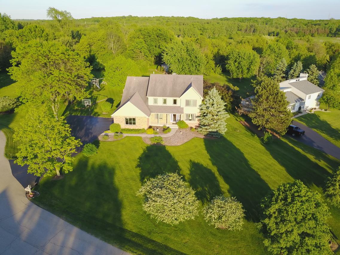 5603 Fox Ct., Crystal Lake, IL 60012