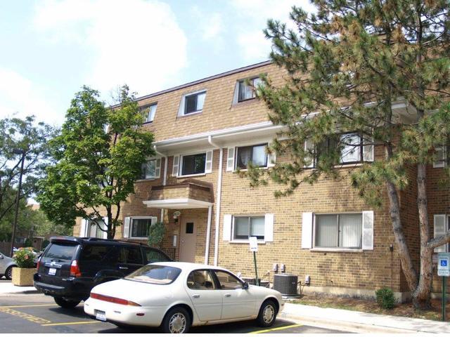 4170 Cove Ln. #2E, Glenview, IL 60025