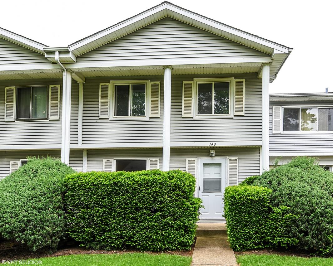 149 Jamestown Ln., Bolingbrook, IL 60440