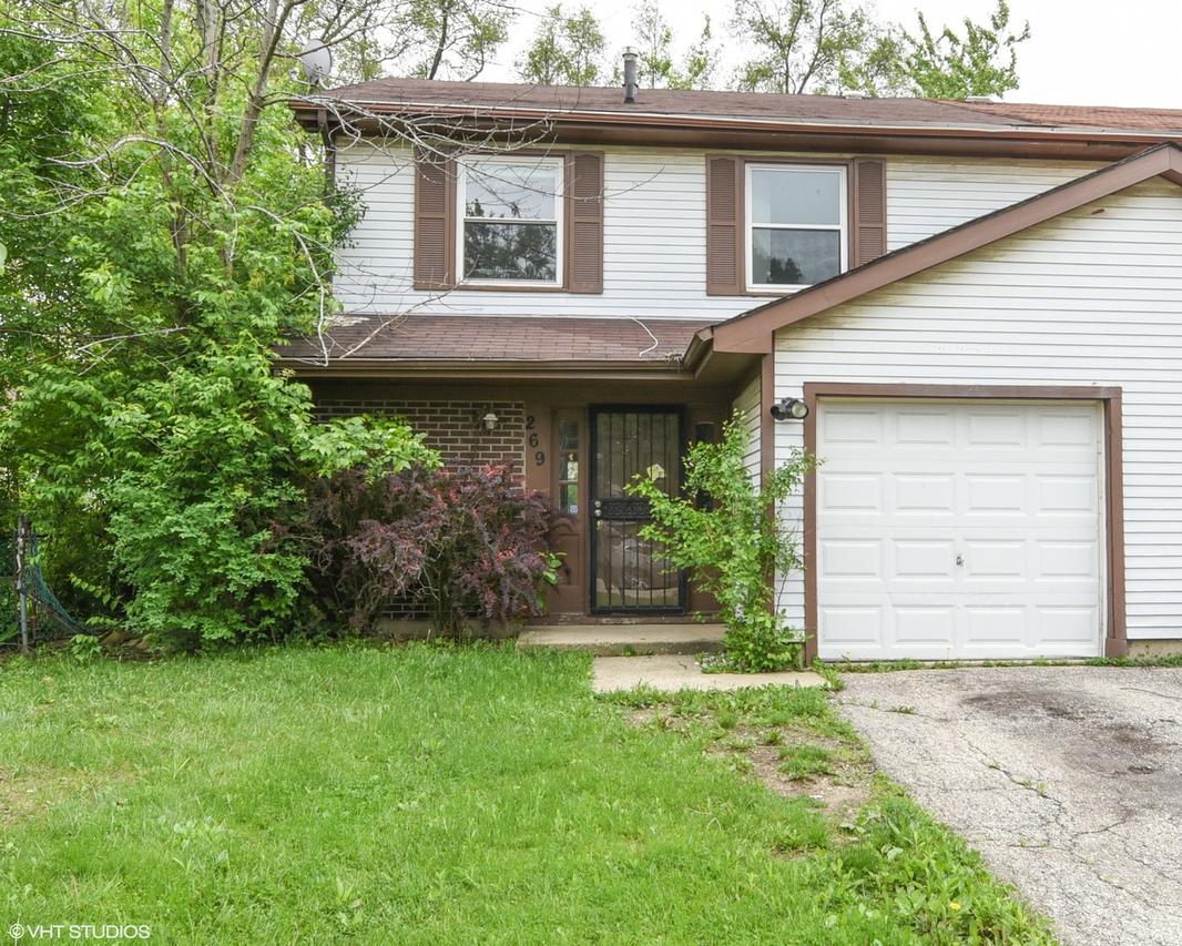 269 Hywood Ln., Bolingbrook, IL 60440