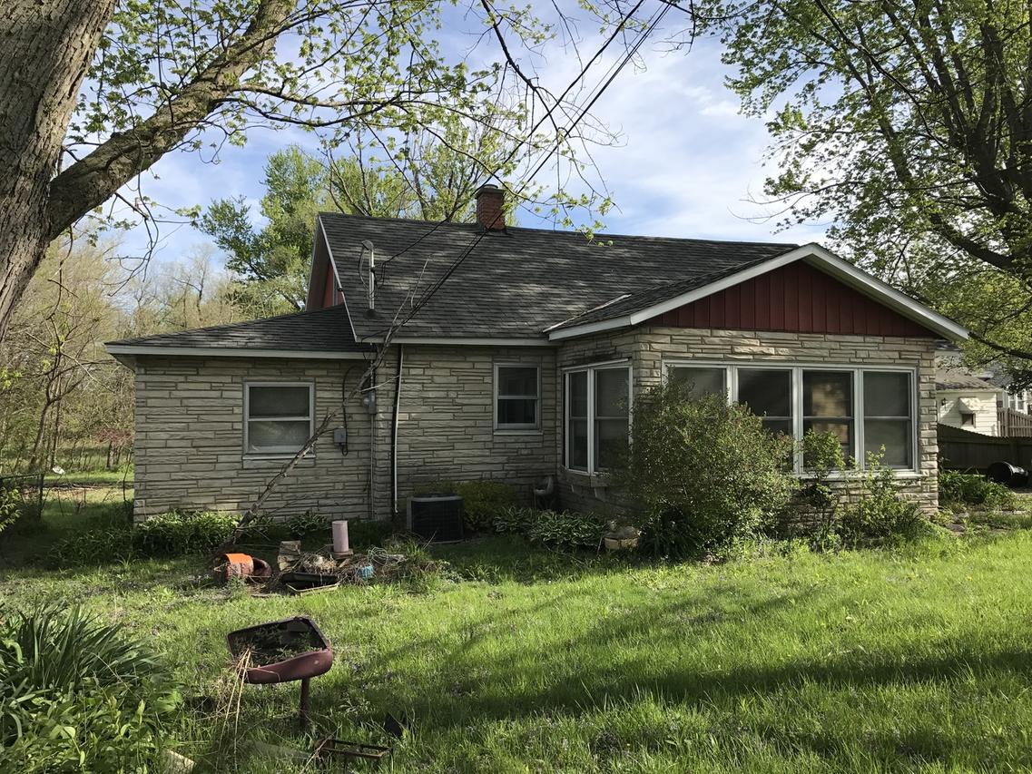 3623 4th Ave., E. Moline, IL 61244
