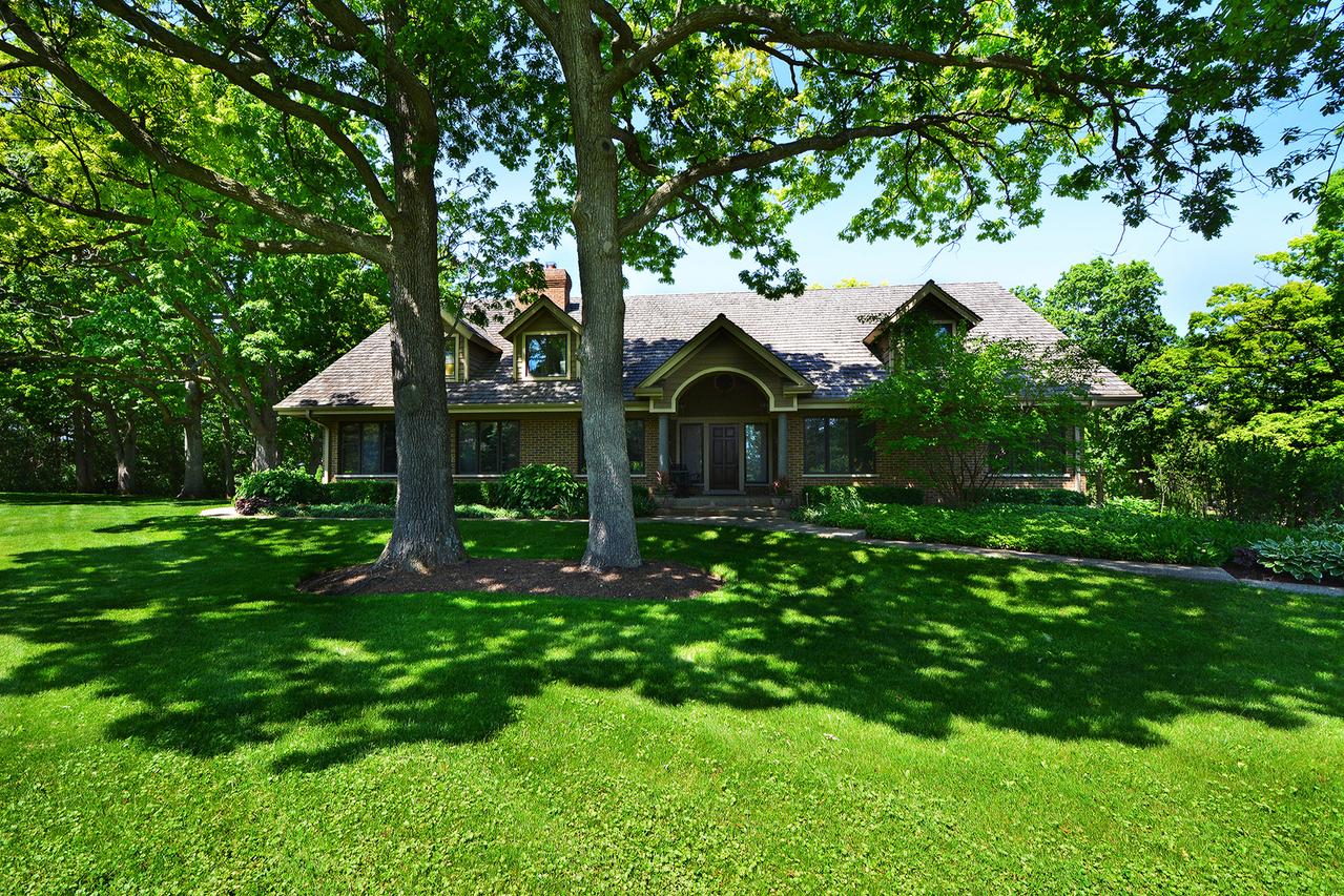 31290 N Gilmer Rd., Grayslake, IL 60030