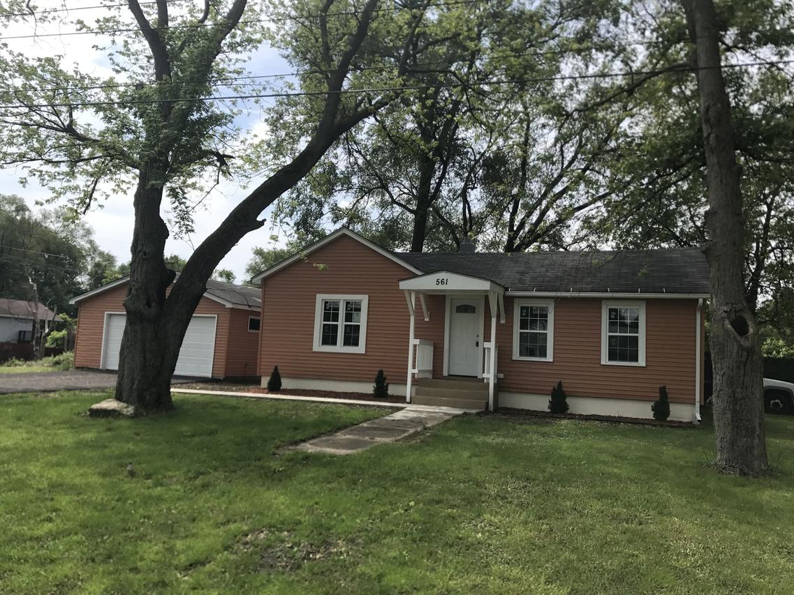 561 Melrose Ave., Aurora, IL 60505