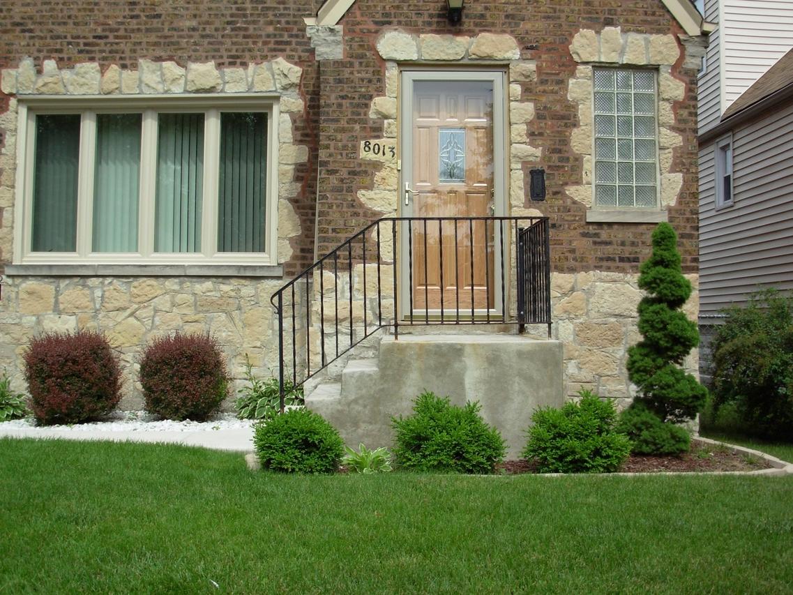 8013 S Harper Ave., Chicago, IL 60619