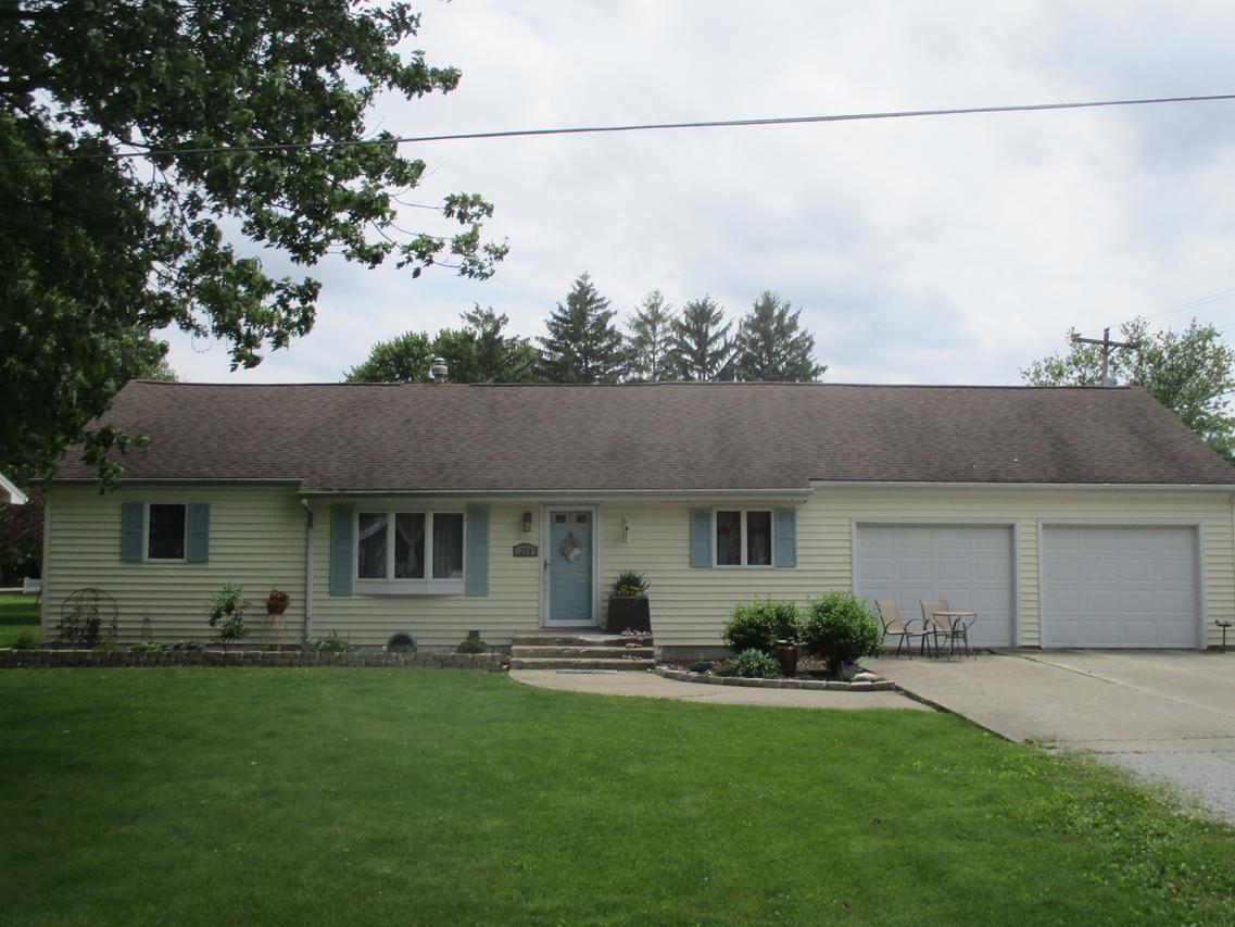 219 Orchard Ave., Atwood, IL 61913