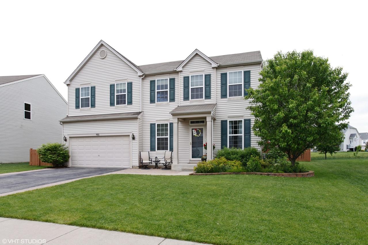 901 Neufairfield Dr., Joliet, IL 60432