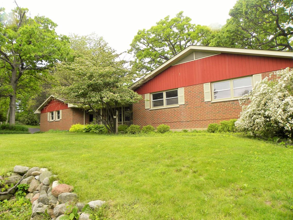4502 Carthage Ct., Crystal Lake, IL 60012