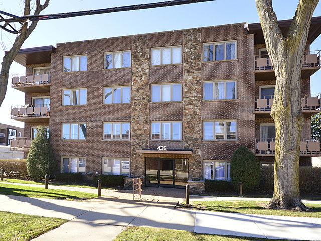 435 Ridge Rd. #406, Wilmette, IL 60091