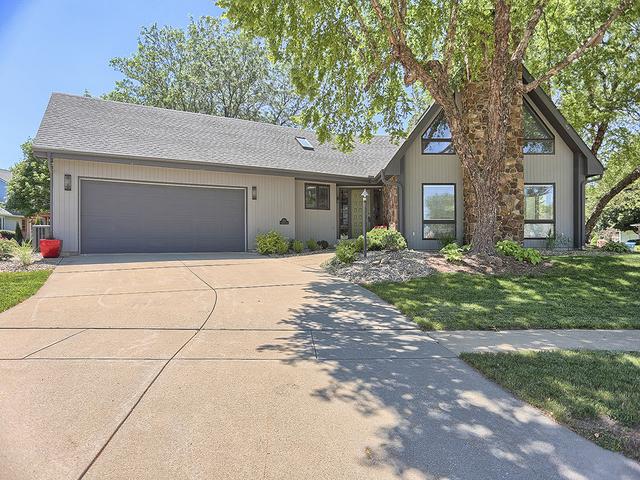 2501 Woodridge Rd., Champaign, IL 61822