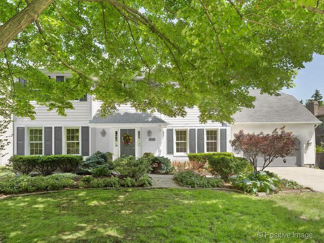 416 Naperville Rd., Clarendon Hills, IL 60514
