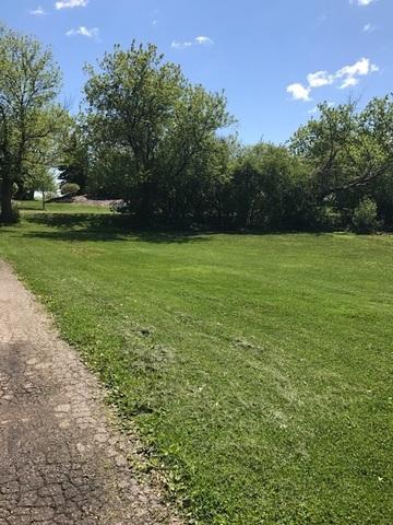 5N210 Glen Ellyn Rd., Bloomingdale, IL 60108
