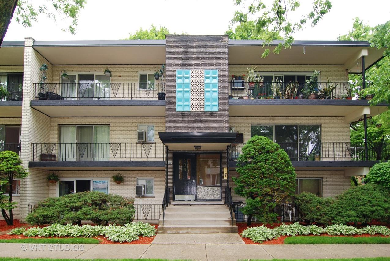 405 S Elmwood Ave. #1B, Oak Park, IL 60302
