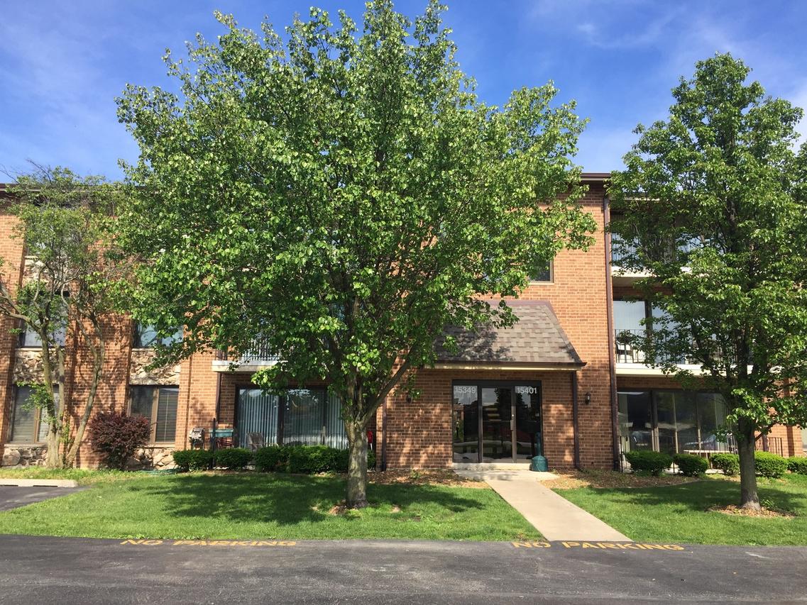 15401 West Ave. #2SE, Orland Park, IL 60462