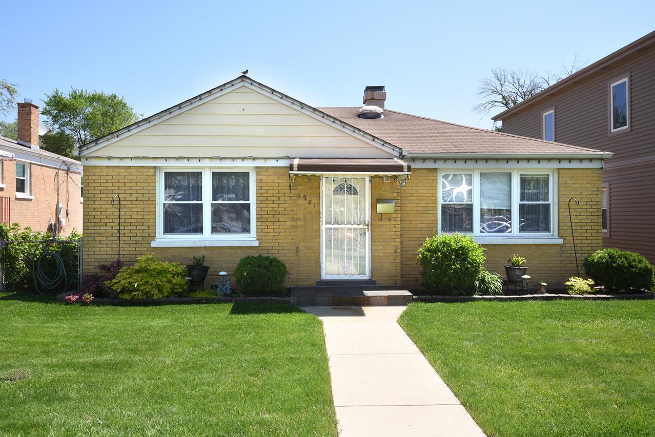 3521 Hawthorne St., Franklin Park, IL 60131