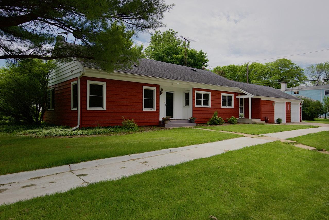 1430 Kensington Pl., Aurora, IL 60506
