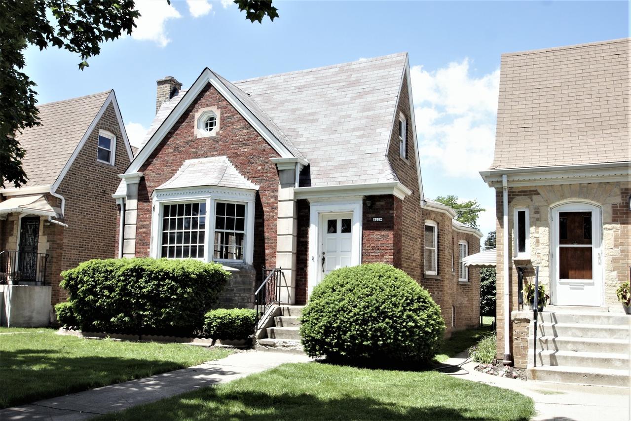 3220 N New England Ave., Chicago, IL 60634