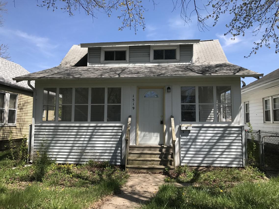 1519 25th St., Rock Island, IL 61201