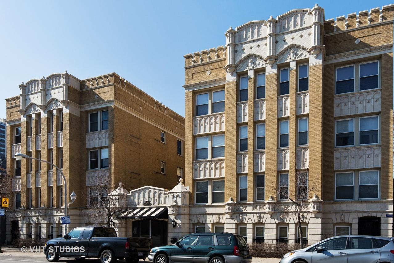 4240 N Clarendon Ave. #302S, Chicago, IL 60613