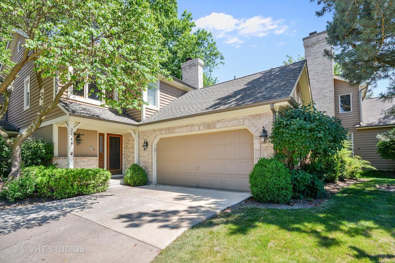 2744 Downing Ct., Aurora, IL 60502