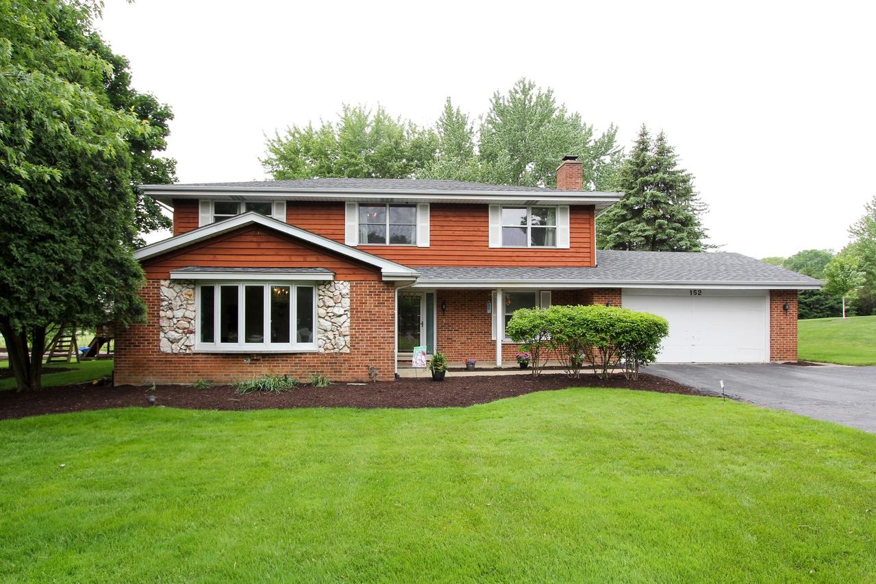 152 S Ela Rd., Barrington, IL 60010
