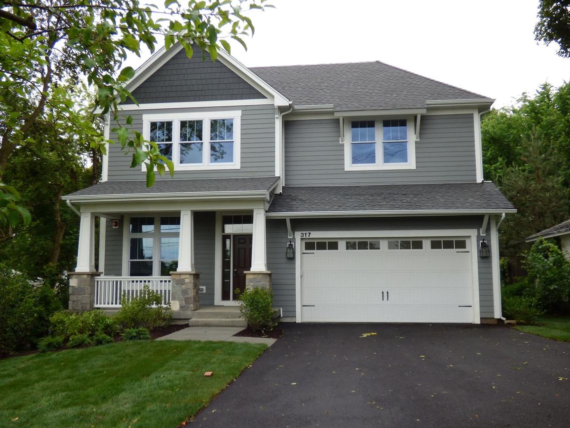 317 E Lake St., Barrington, IL 60010