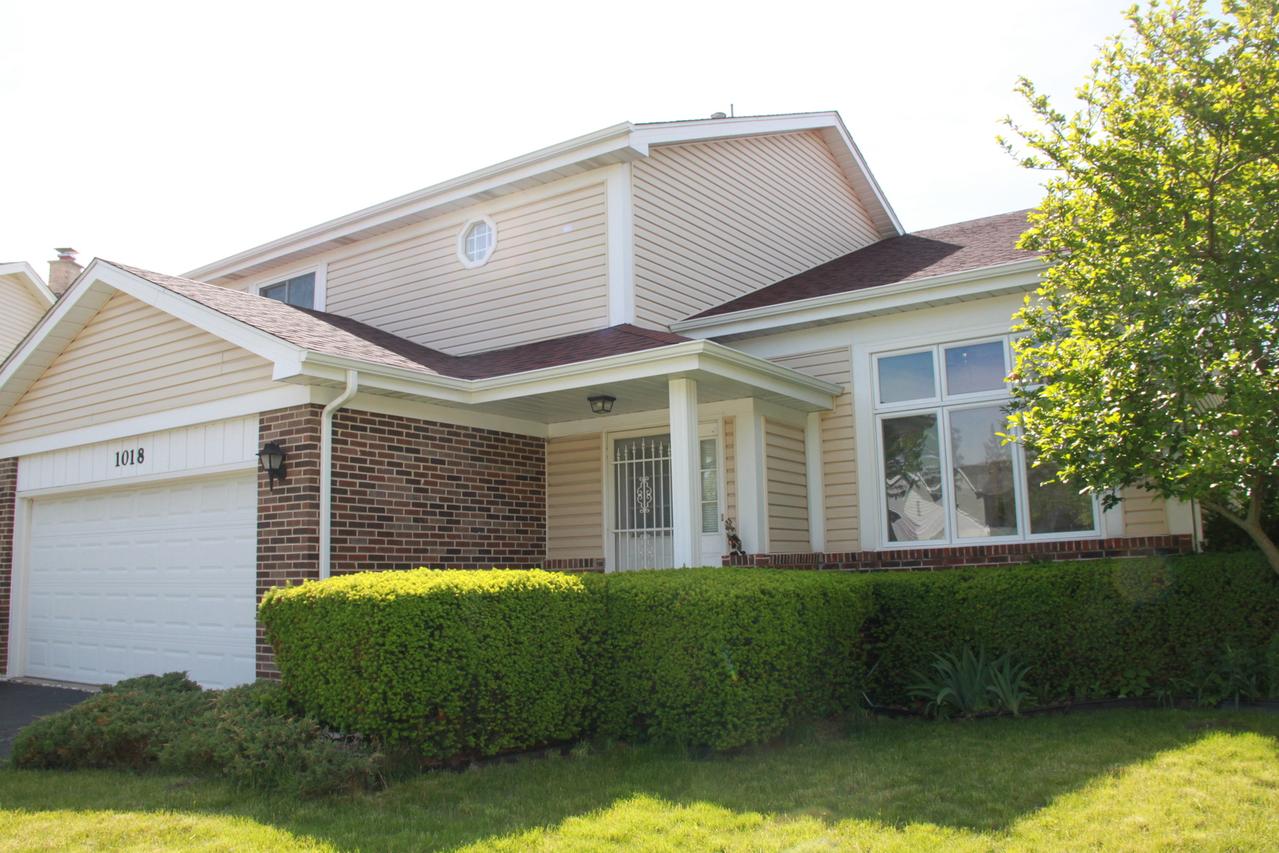 1018 N Cardinal Dr., Palatine, IL 60074