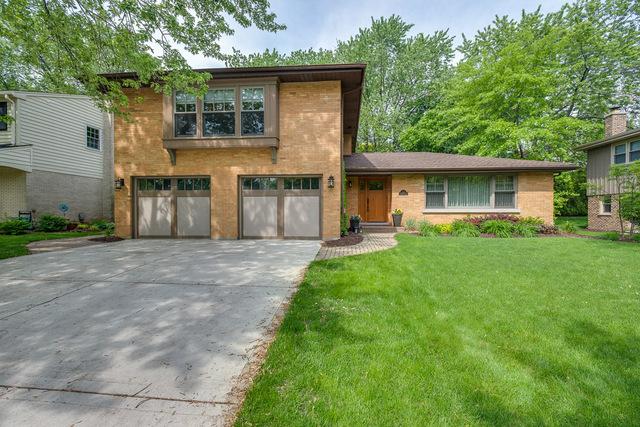 1536 N Belmont Ave., Arlington Heights, IL 60004