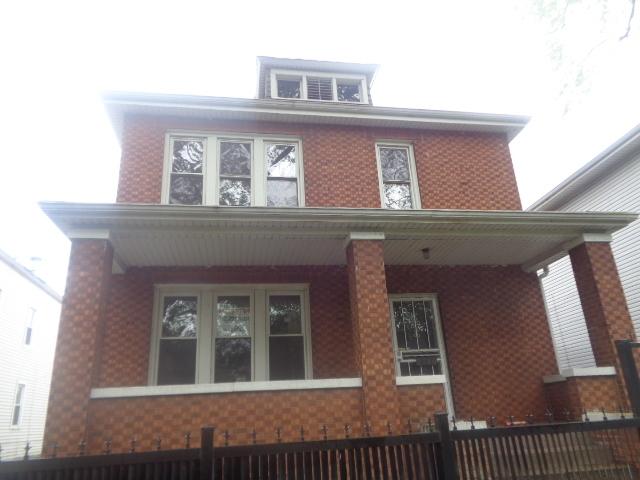 8746 S Manistee Ave., Chicago, IL 60617