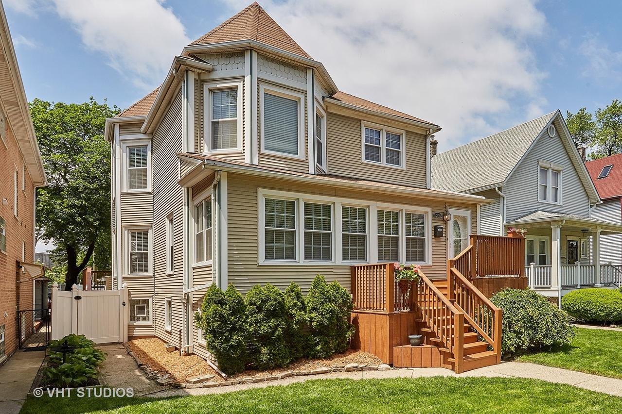 4238 N Lowell Ave., Chicago, IL 60641