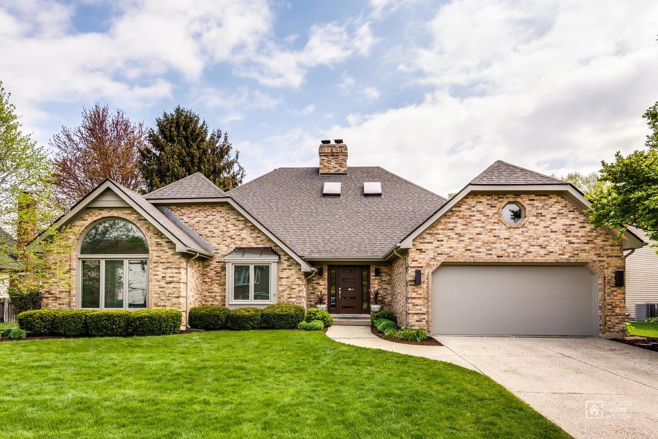 632 Alexandria Dr., Naperville, IL 60565