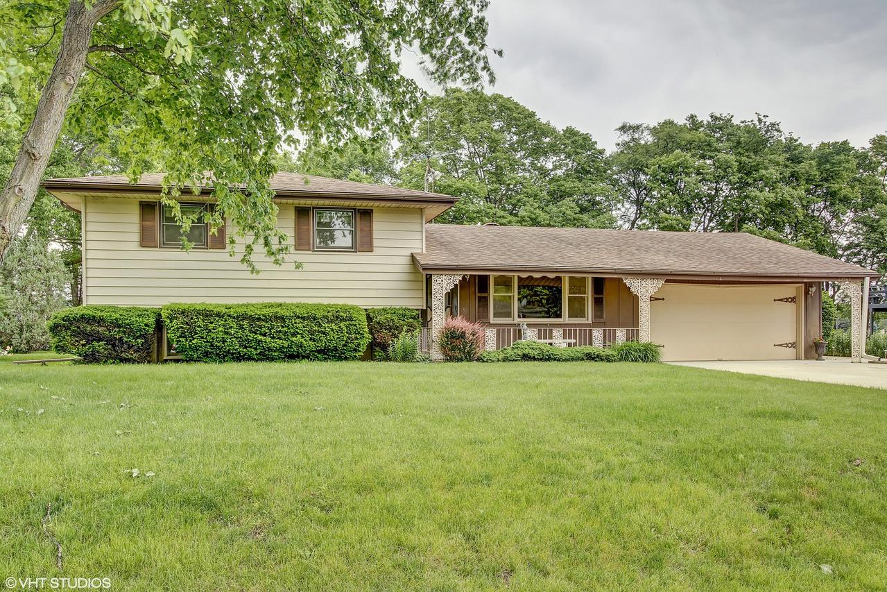 23963 S Cardinal Dr., Channahon, IL 60410