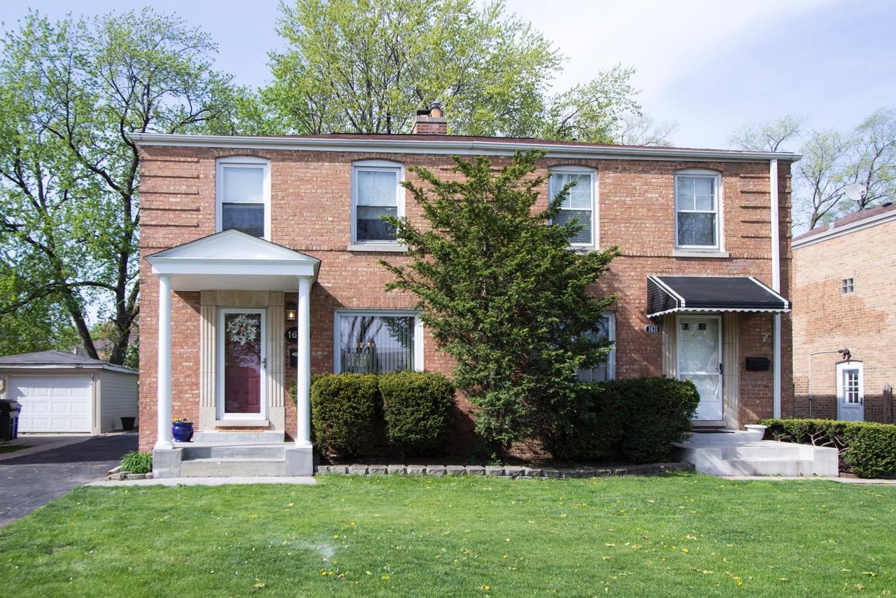 1674 Howard Ave., Des Plaines, IL 60018