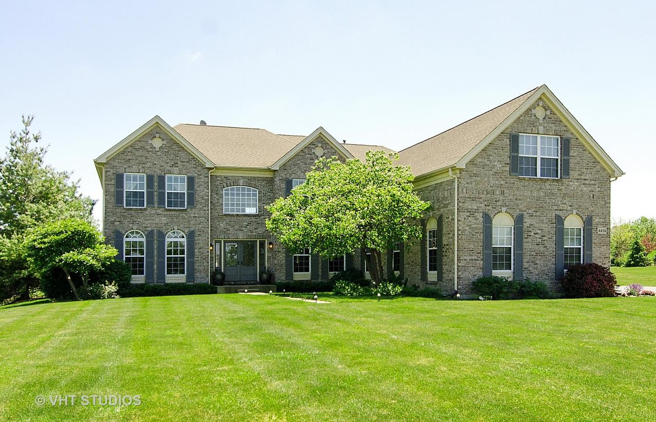 5573 Chancery Rd., Gurnee, IL 60031