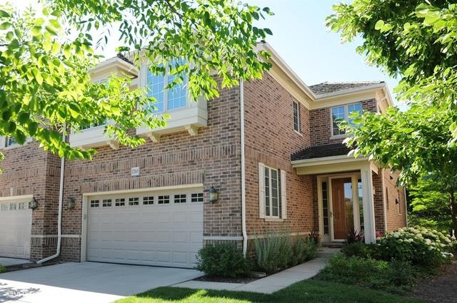 2265 Royal Ridge Dr., Northbrook, IL 60062