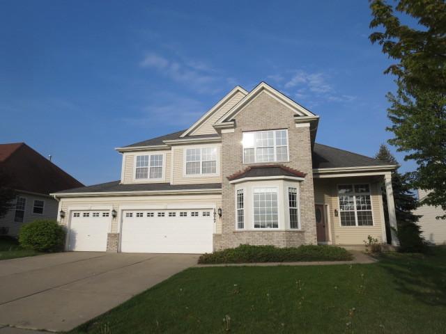 1977 W Greenleaf Dr., Round Lake, IL 60073