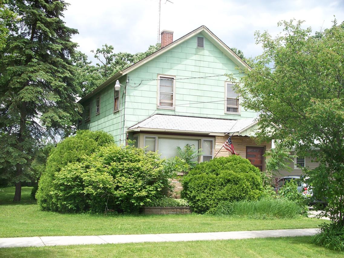 1116 Grove St., Aurora, IL 60505