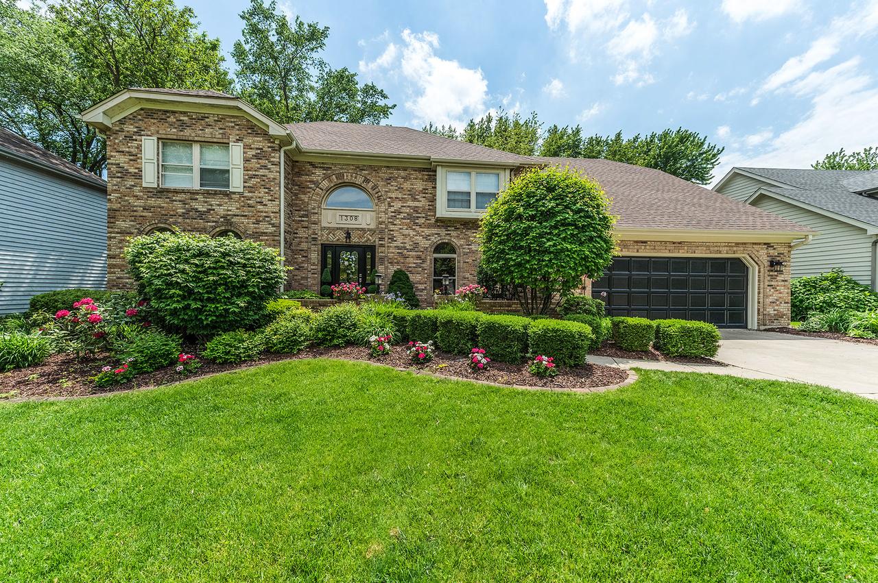 1308 E Gartner Rd., Naperville, IL 60540