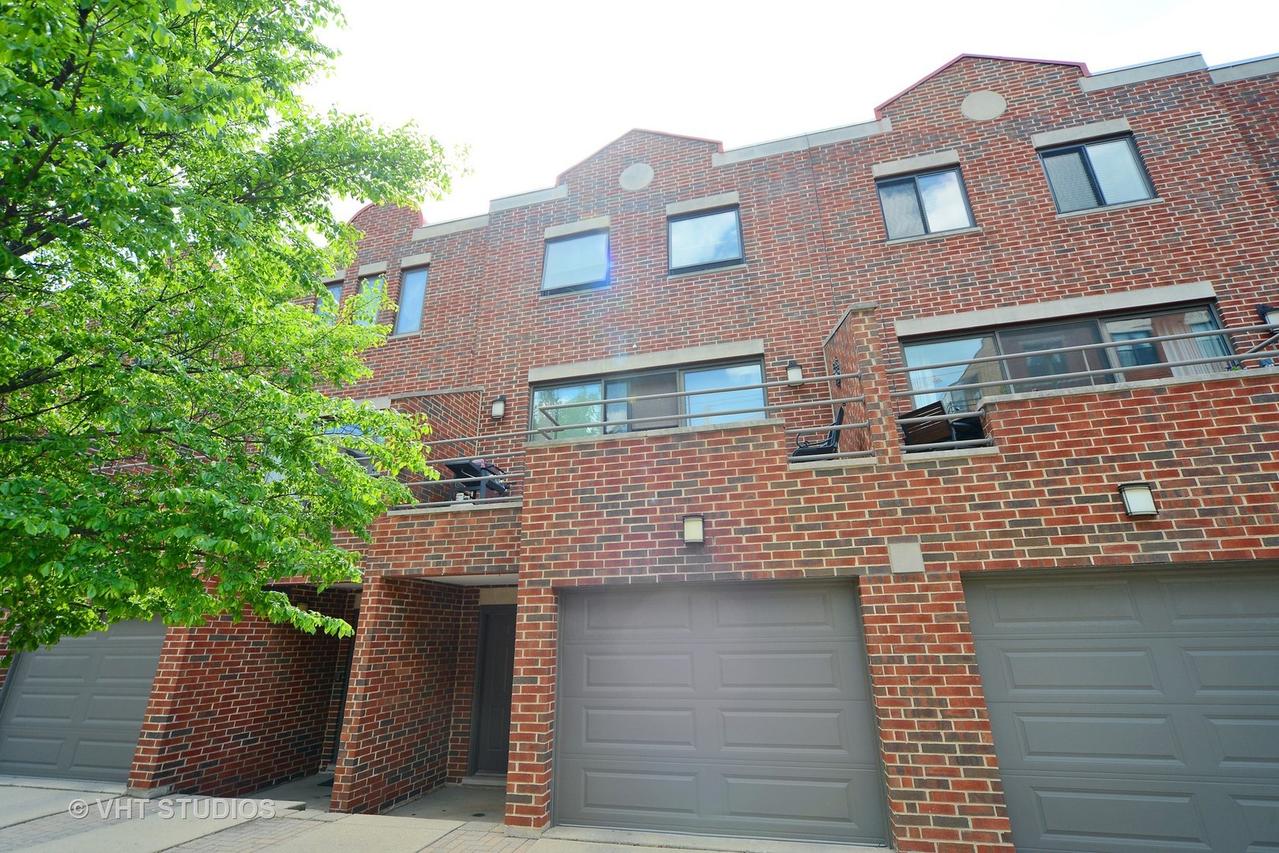 2520 N Sheffield Ave. #E, Chicago, IL 60614