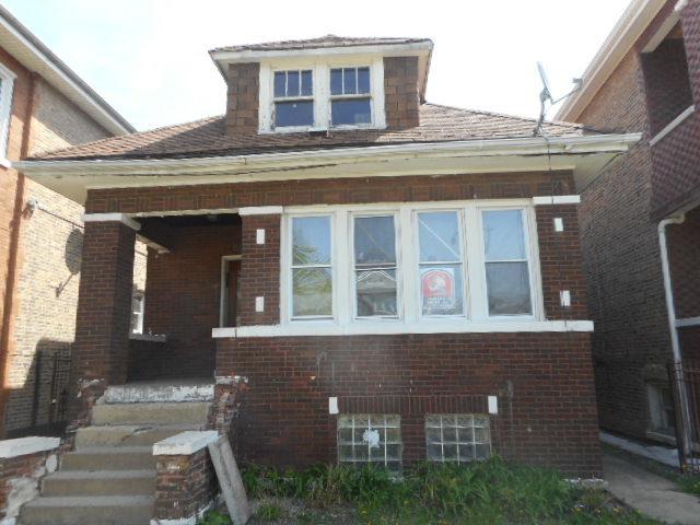 7013 S Maplewood Ave., Chicago, IL 60629