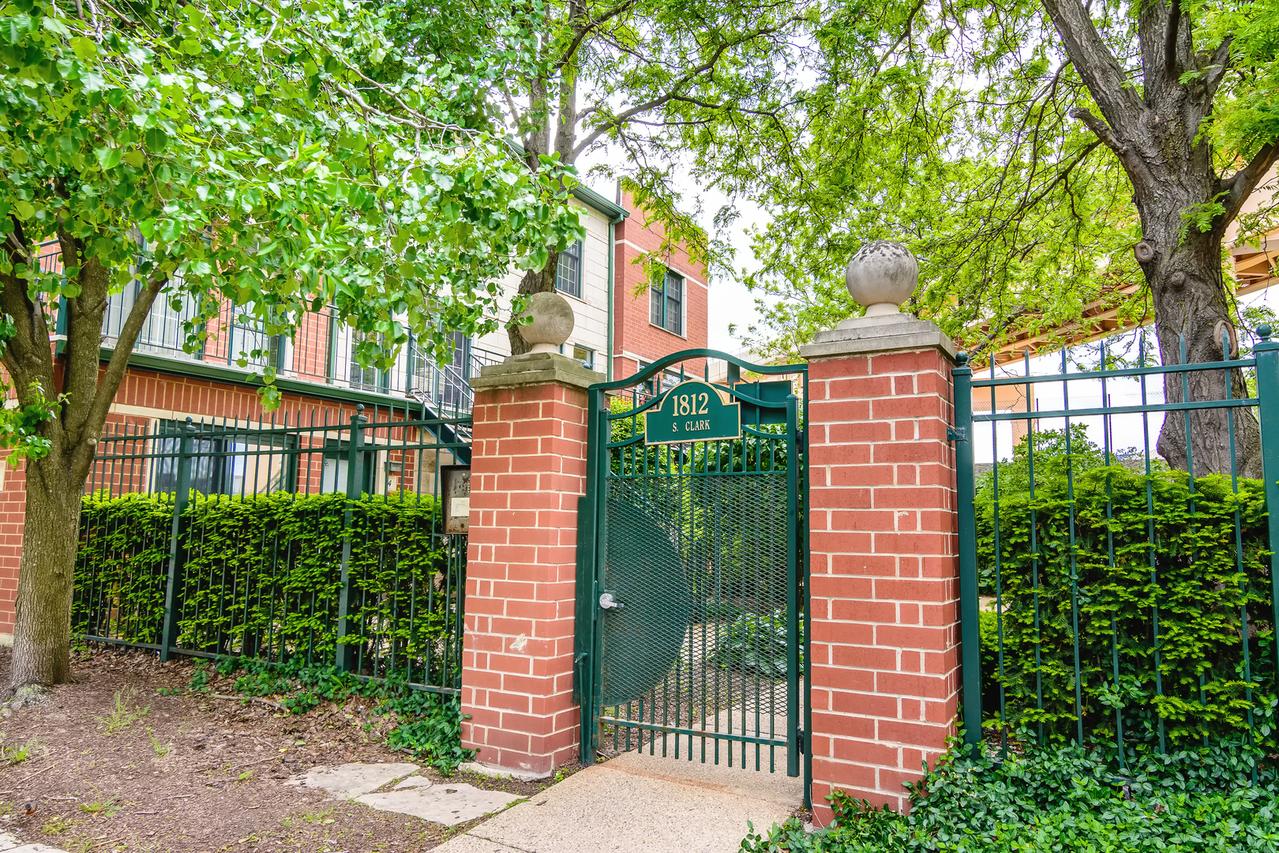 1812 S Clark St. #1, Chicago, IL 60616