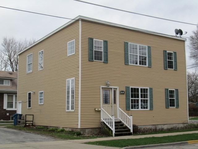 353 High St., Aurora, IL 60505