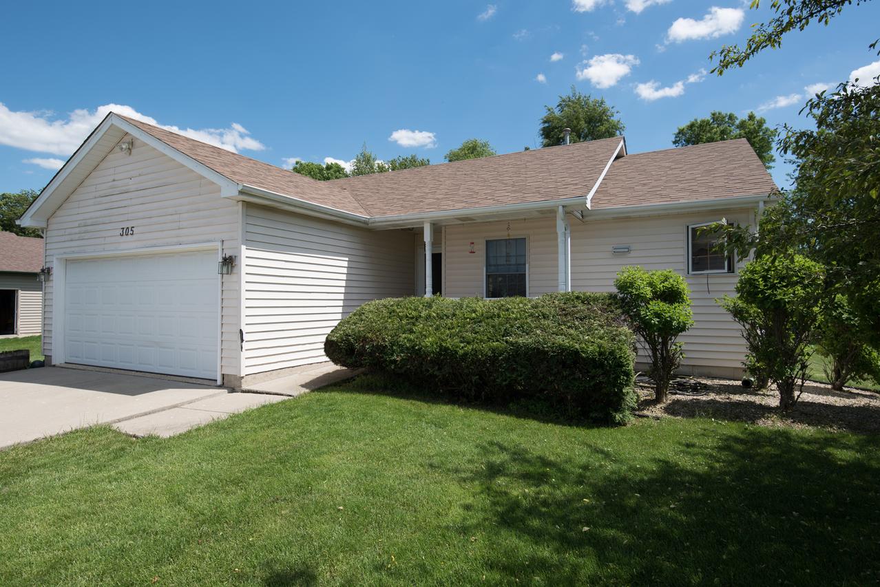 305 W Grant St., Plano, IL 60545