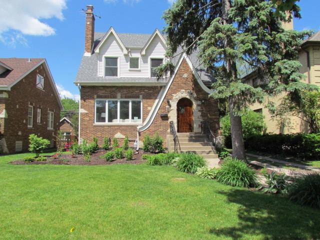1004 Peale Ave., Park Ridge, IL 60068