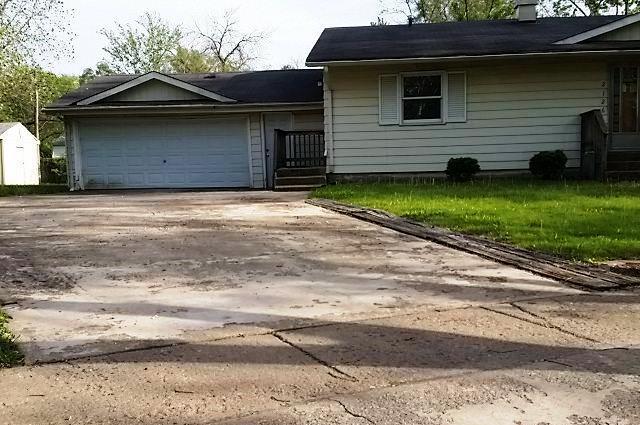 2126 222nd Pl., Sauk Village, IL 60411